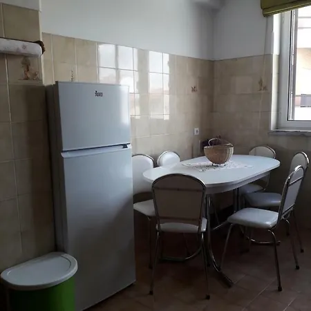 Apartamento 300 Metros Do Santuario De Fatima T4 Exterior photo