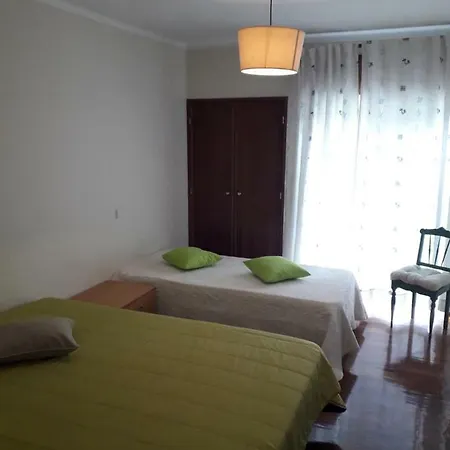 Apartamento 300 Metros Do Santuario De Fatima T4 Exterior photo