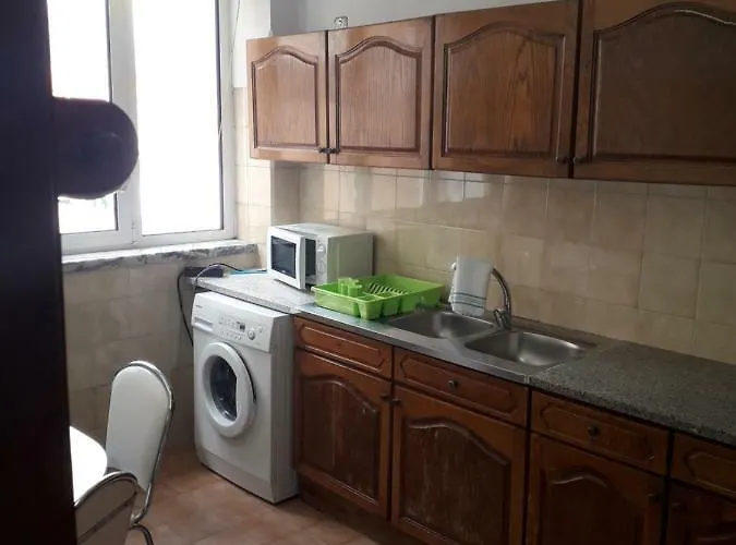 Apartamento 300 Metros Do Santuario De Fatima T4
